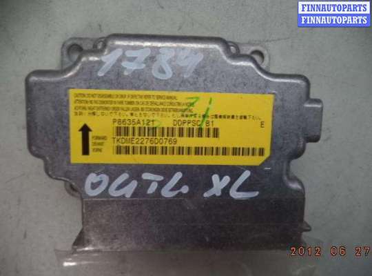 Блок управления подушек безопасности PG838901 на Mitsubishi Outlander XL II 2007 - 2009