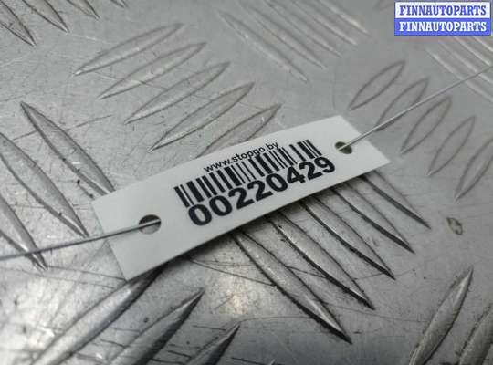 купить Петля капота правая на Volkswagen Touareg I  Рестайлинг (7L) 2007 - 2010