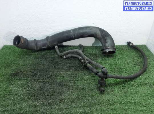 Патрубок интеркулера VL549633 на Volvo XC90 I (C) 2002 - 2006