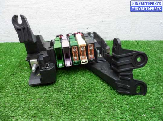 Купить Блок предохранителей на Mercedes M-klasse (W166) 2011 - 2015 Блок предохранителей MB1690812 на Mercedes M-klasse (W166) 2011 - 2015