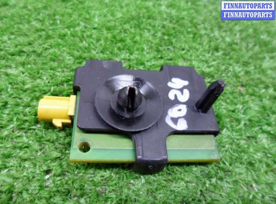 купить Антенна на Mercedes GLC (X253) Рестайлинг 2019 - 2023