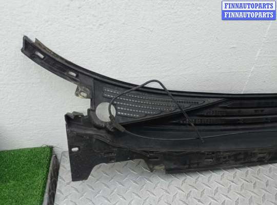 Жабо на Chevrolet Tahoe (GMT900)