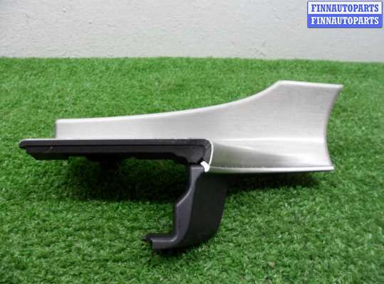 купить Накладка декоративная на Mercedes GLC (X253) Рестайлинг 2019 - 2023