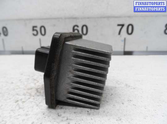 Резистор отопителя MT373653 на Mitsubishi Outlander XL II 2007 - 2009