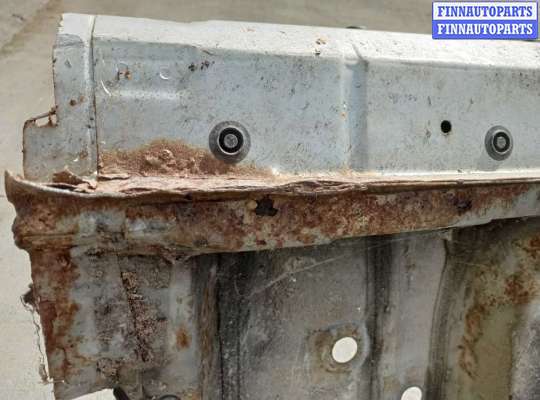 купить Стойка кузовная правая на Lexus RX (XU30) 2003 - 2006