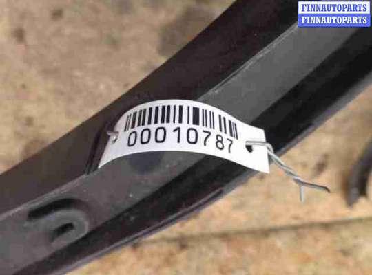 купить Накладка заднего правого крыла на BMW X5 E70 2007 - 2010