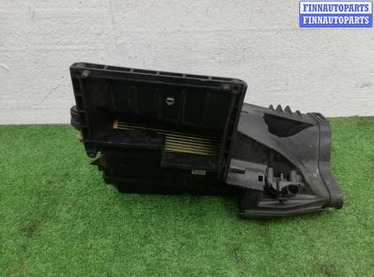 купить Корпус воздушного фильтра на Mercedes C-klasse (W203) 2000 - 2004