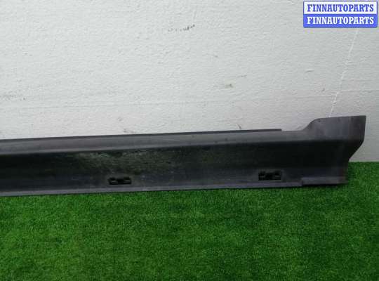 купить Порог пластиковый правый на Hummer H3 2005 - 2010