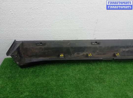 купить Порог пластиковый правый на Hummer H3 2005 - 2010
