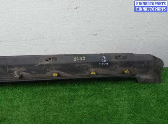 купить Порог пластиковый правый на Hummer H3 2005 - 2010