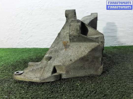 купить Кронштейн генератора на Jaguar S-Type (X200) рестайлинг 2004 - 2008