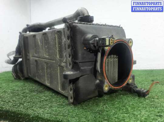 купить Радиатор интеркулера на Mercedes E-klasse (W212) 2009 - 2013