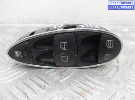 Кнопка стеклоподъемника MB1053654 на Mercedes CLS (C219) Рестайлинг 2008 - 2010