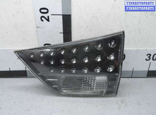 Фонарь крышки правый MT374372 на Mitsubishi Outlander XL II 2007 - 2009