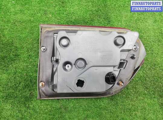 купить Фонарь крышки правый на Jeep Grand Cherokee IV (WK2) Рестайлинг 2013 -2016