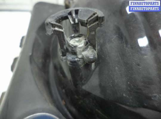 купить Указатель поворота левый на Hummer H3 2005 - 2010