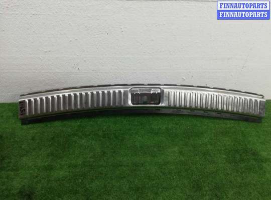купить Накладка декоративная на Volkswagen Touareg II (7P) 2010 - 2014