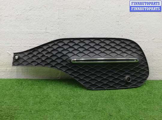 Заглушка (решетка) в бампер MB1604095 на Mercedes GLE (W167) 2019 - наст. время