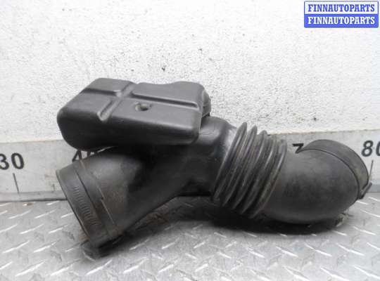 Патрубок воздушного фильтра SUZ9219 на Subaru Tribeca (WX) 2004 - 2007