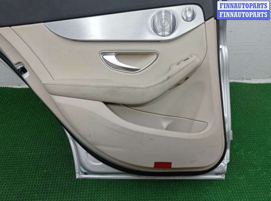 Замок боковой двери на Mercedes-Benz C (W205)