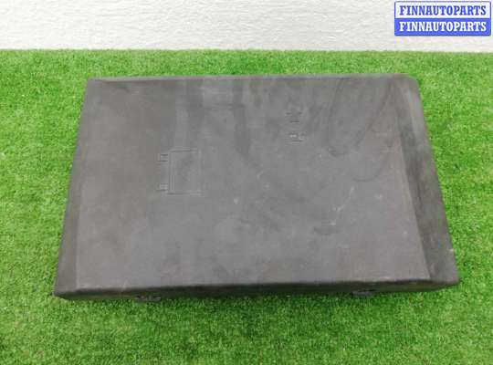 Крышка блока предохранителей CH469583 на Cadillac Escalade III 2006 - 2014 (GMT900)