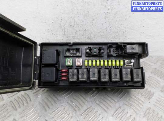 Блок предохранителей DGG8752 на Dodge Durango II (HB) 2003 - 2006