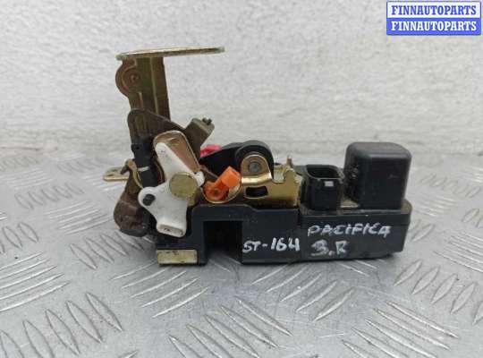 купить Замок двери задней правой на Chrysler Pacifica I (CS) 2003 - 2008