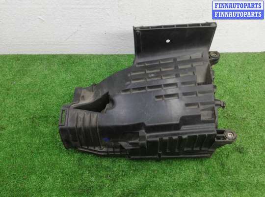 купить Корпус воздушного фильтра на Mercedes C-klasse (W203) 2000 - 2004
