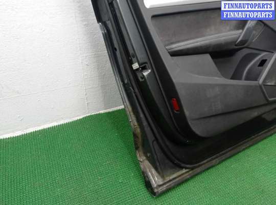 Замок боковой двери на Audi Q5 (FY)