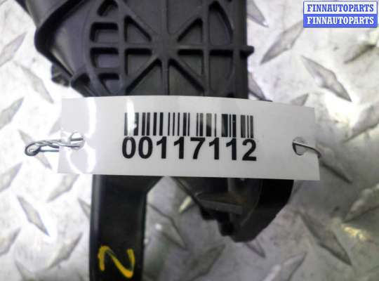 купить Педаль газа на Toyota Sienna II Рестайлинг (XL20) 2005 - 2010