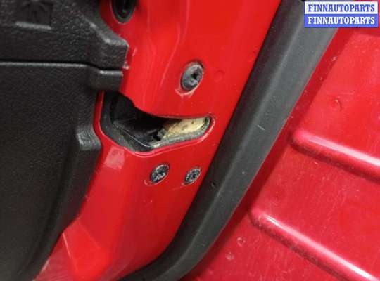 купить Стекло двери задней правой на Hummer H3 2005 - 2010