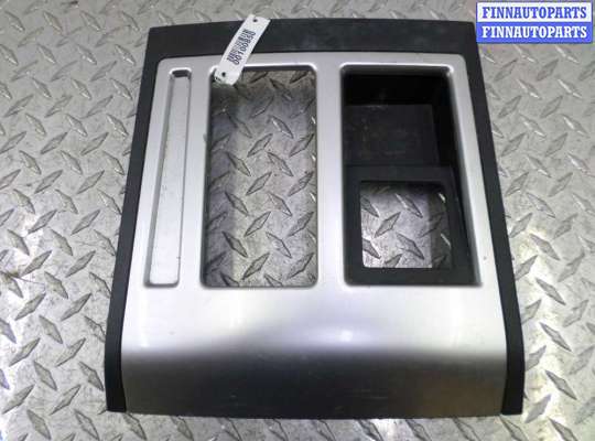 купить Накладка крышки багажника на Dodge Nitro 2007-2012