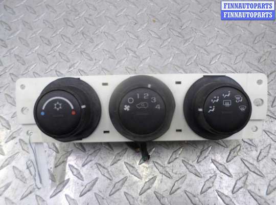 Переключатель отопителя HM13137 на Hummer H3 2005 - 2010