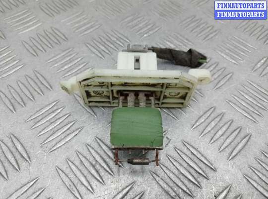 Резистор (сопротивление) отопителя на Ford Kuga II