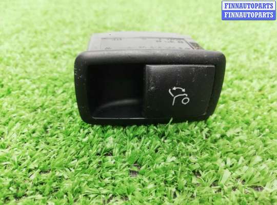 Купить Кнопка открытия багажной двери на Mercedes GL (X164) 2006 - 2009 Кнопка открытия багажной двери MB1601683 на Mercedes GL (X164) 2006 - 2009