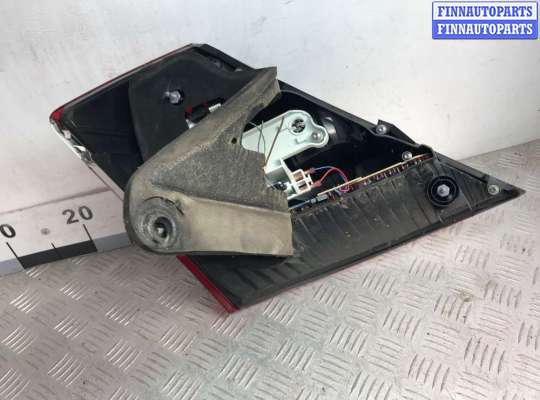 Купить Фонарь крыла правый на Mercedes S-klasse (W221) 2005 - 2009 Фонарь крыла правый MB1737043 на Mercedes S-klasse (W221) 2005 - 2009