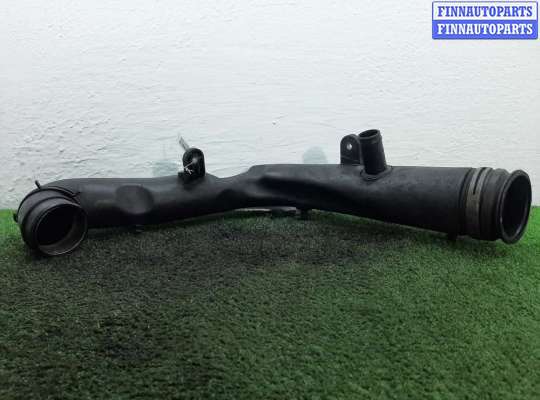 Патрубок (трубка, шланг) на Volkswagen Golf V (1K)