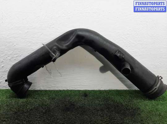 Патрубок (трубка, шланг) на Volkswagen Golf V (1K)