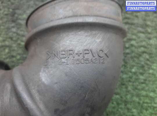купить Патрубок воздушного фильтра на Mitsubishi Outlander XL II 2007 - 2009
