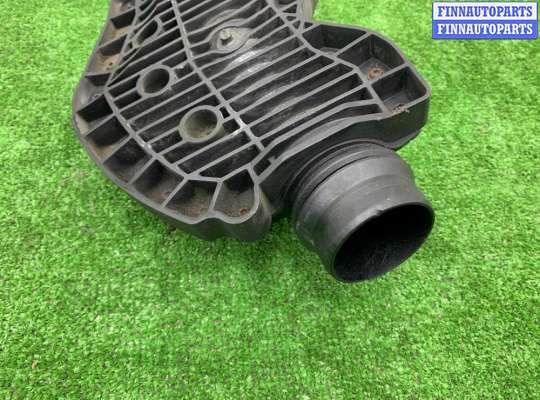 купить Резонатор воздушного фильтра на Mercedes C-klasse (W204) 2007 - 2011