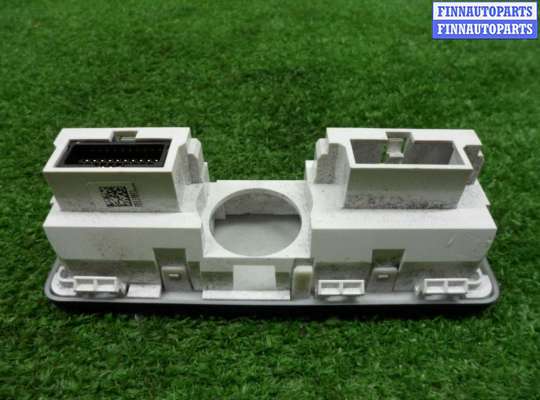 купить USB-порт на Land Rover Discovery IV (LA) рестайлинг 2013 - 2016