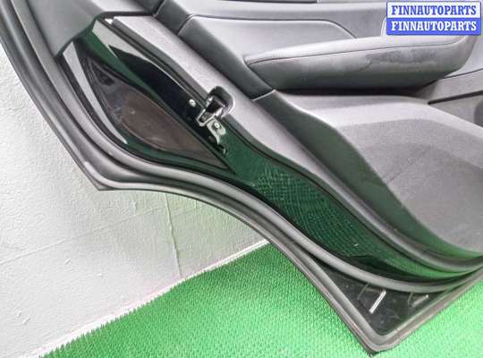 Замок боковой двери на Mercedes-Benz GLE (W167)