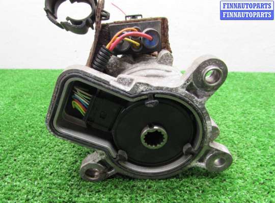 купить Серводвигатель раздаточной коробки на Volkswagen Touareg I  Рестайлинг (7L) 2007 - 2010