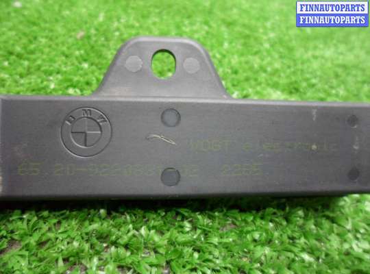 купить Антенна бесключевого доступа на BMW 5-Series G30 2016 - 2020