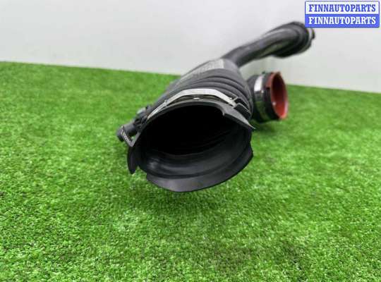 купить Патрубок воздушного фильтра на Mercedes M-klasse (W164) Рестайлинг 2008 - 2011