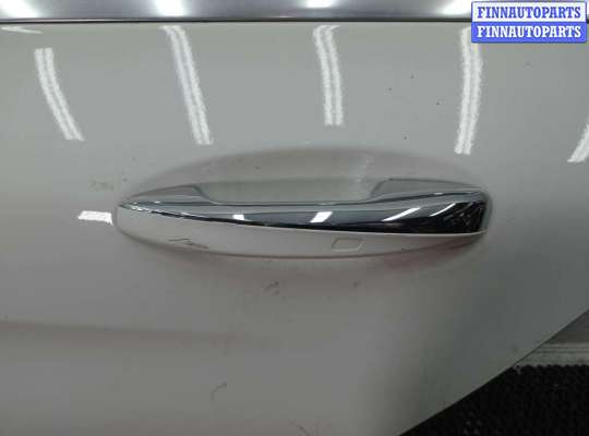Замок боковой двери на Mercedes-Benz C (W205)