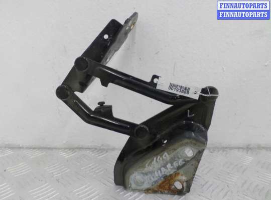 купить Петля капота правая на Volkswagen Touareg I  Рестайлинг (7L) 2007 - 2010