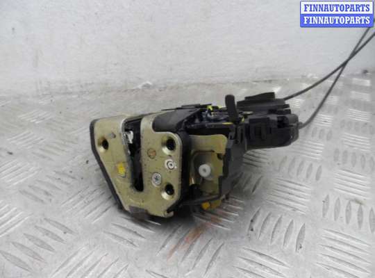 Замок двери задней левой PN10831 на Pontiac Vibe I 2002 - 2004
