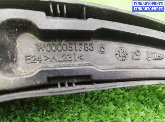 купить Поводок стеклоочистителя на Mercedes C-klasse (W205)Рестайлинг 2018 - 2021