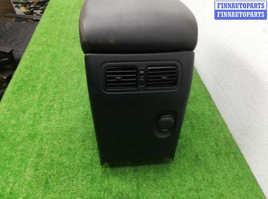 Подлокотник на Infiniti FX II / QX70 (S51)